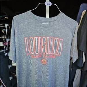 T-shirt men Gray size L Louisiana ragin cajun. 095